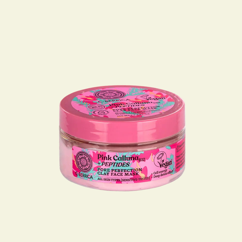 Mascarilla facial de arcilla Pink Calluna de Natura Siberica para piel sensible, purifica poros, hidrata y mejora la luminosidad del rostro.